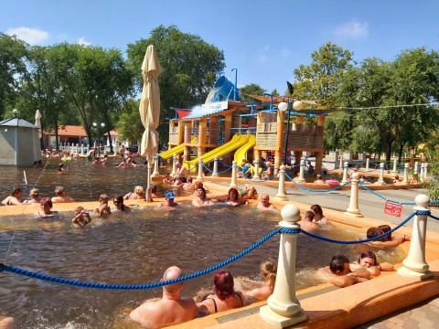 Cserkeszőlő Spa and Bath